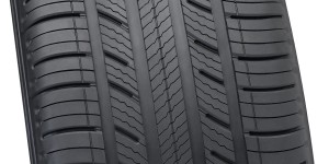 Michelin-Premier-AS-New-Tread-Close-Up-1h