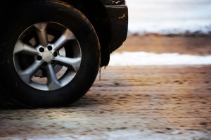 snow_tires_for_winter-iStock_000017952412_Small