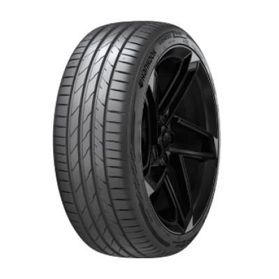 Image of a Hankook 96(Y) Ventus Evo K137 tire, which can be found at Active Green + Ross in Toronto, ON