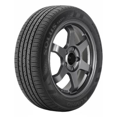 Image of a Kumho SOLUS TA31+ tire, which can be found at Active Green + Ross in Toronto, ON