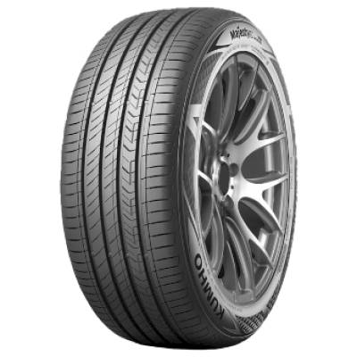 Image of a Kumho Majesty 9 Solus Ta91 Ksil tire, which can be found at Active Green + Ross in Toronto, ON