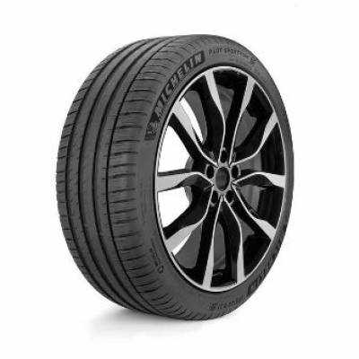 Image of a Michelin XL   Pilot Sport 4 SUV tire, which can be found at Active Green + Ross in Toronto, ON