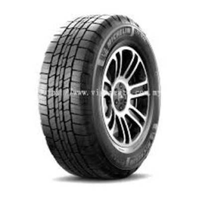 Image of a Michelin LTX Trail   BSW tire, which can be found at Active Green + Ross in Toronto, ON