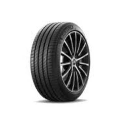 Image of a Michelin e.Primacy tire, which can be found at Active Green + Ross in Toronto, ON